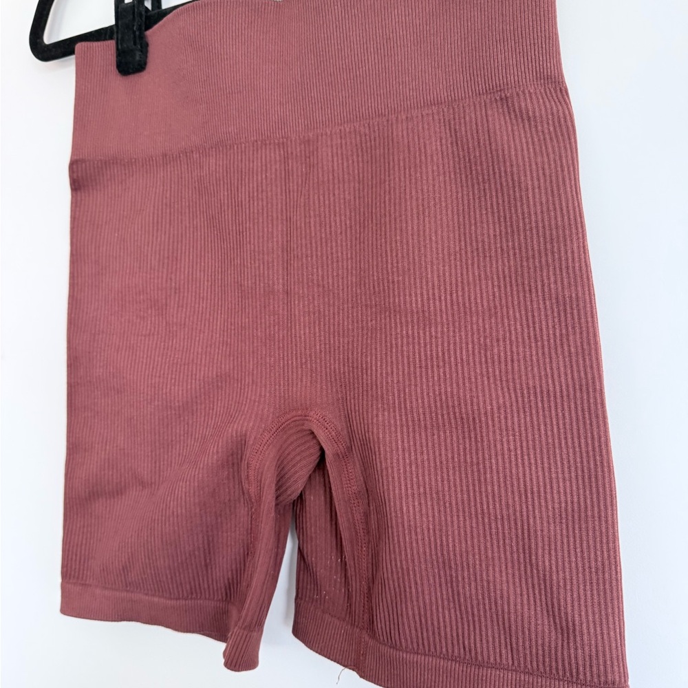 Cinnamon Brown Ribbed Two-Piece Set - Picture 10 of 11
